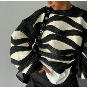 Black Casual Women's Round Neck Wave Stripe Color Long-Sleeved Knit Sweater